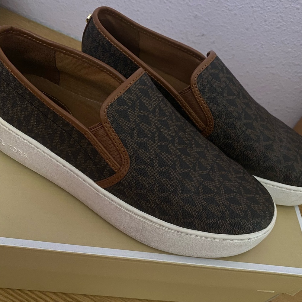 Michael Kors Slip on